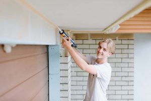 Federal Budget Commits Billions in Vocational Skills and New Apprenticeships Federal Budget Commits Billions in Vocational Skills and New Apprenticeships