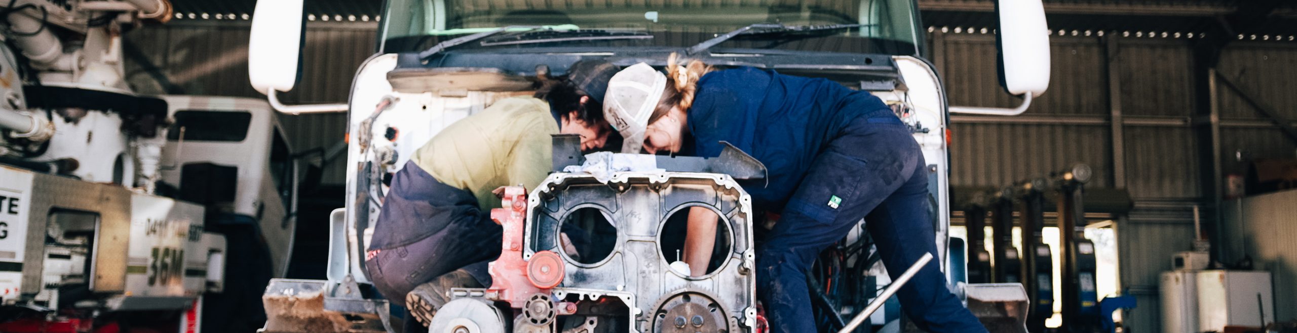What is an Apprenticeship? - How to Start an Apprenticeship